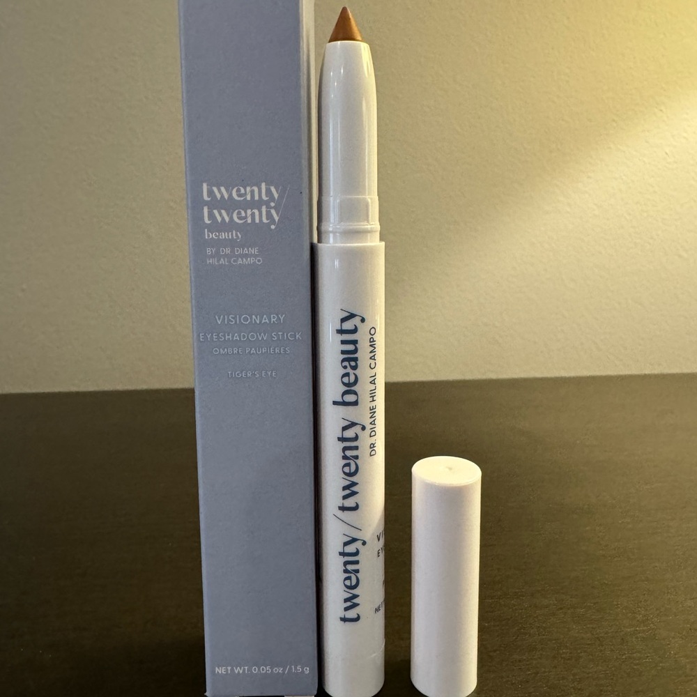 Twenty Twenty Beauty Visionary Eye Shadow Stick Tiger’s Eye .05 oz 1.5 g NIB